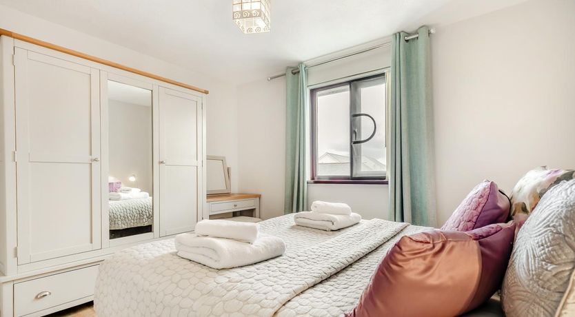 Photo of 3 Bed in Marazion