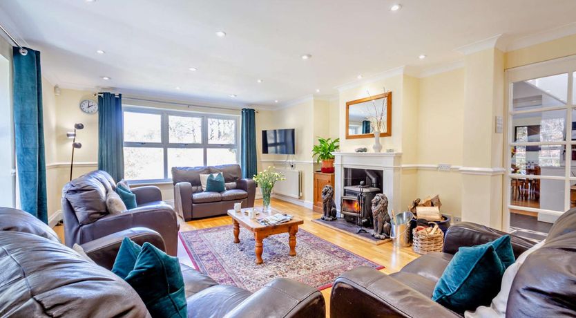 Photo of 7 Bed in Bethesda