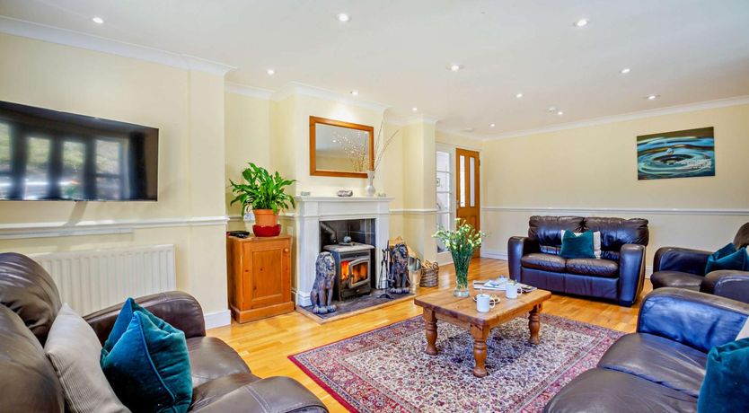 Photo of 7 Bed in Bethesda