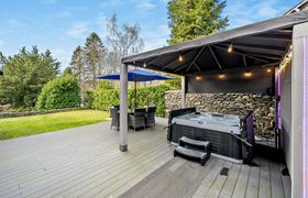 Photo of 3-bed-in-bowness-on-windermere