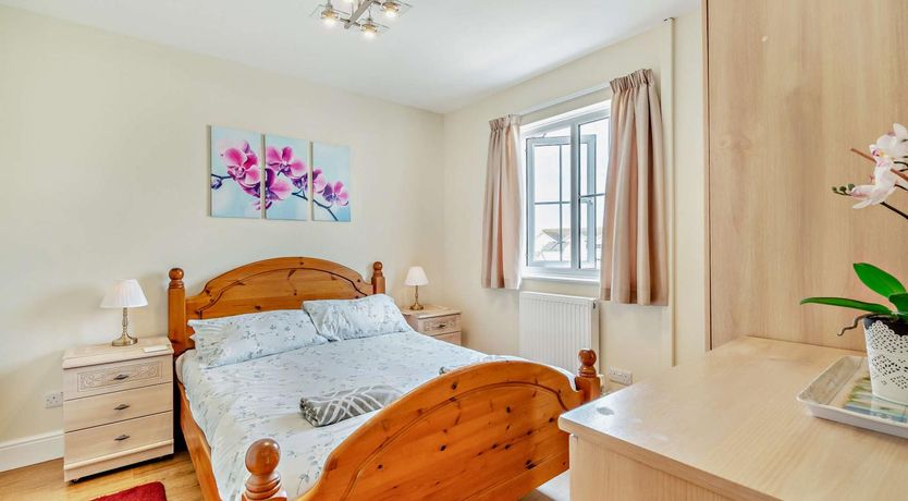 Photo of 2 Bed in Broad Haven