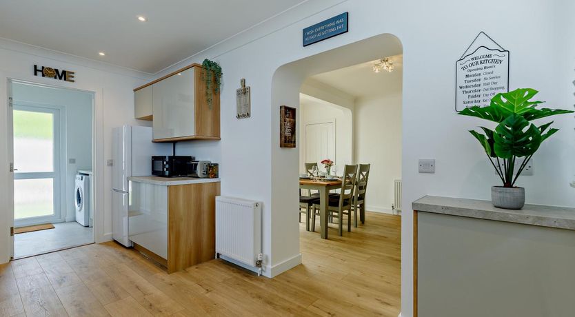 Photo of 2 Bed in Galmpton