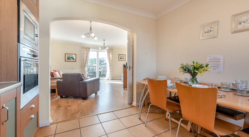 Photo of 3 Bed in Broad Haven