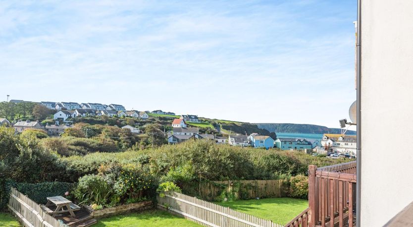 Photo of 3 Bed in Broad Haven