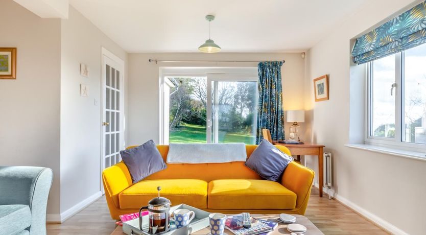 Photo of 4 Bed in West Bexington