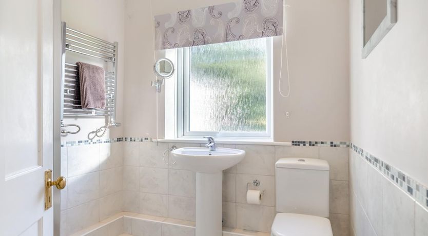 Photo of 4 Bed in West Bexington