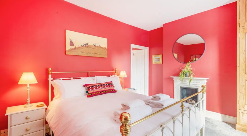 Photo of 2 Bed in Holt