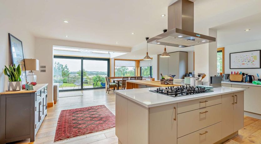 Photo of 5 Bed in Rye