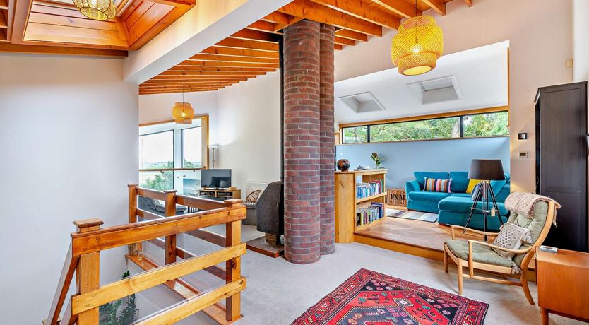 Photo of 5 Bed in Rye