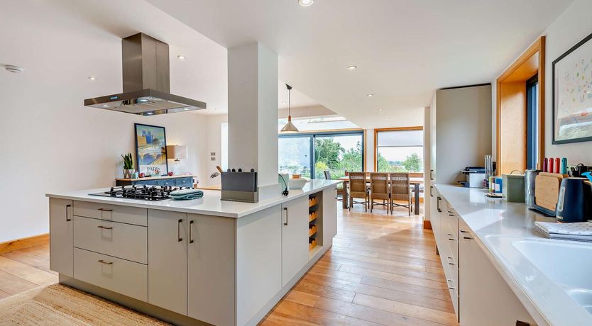 Photo of 5 Bed in Rye