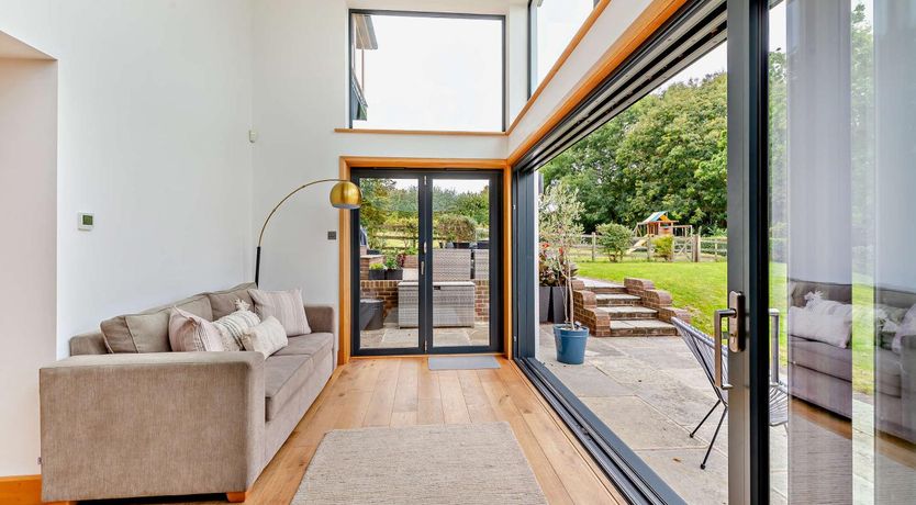 Photo of 5 Bed in Rye