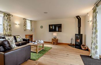 2 Bed in Gilwern Holiday Home