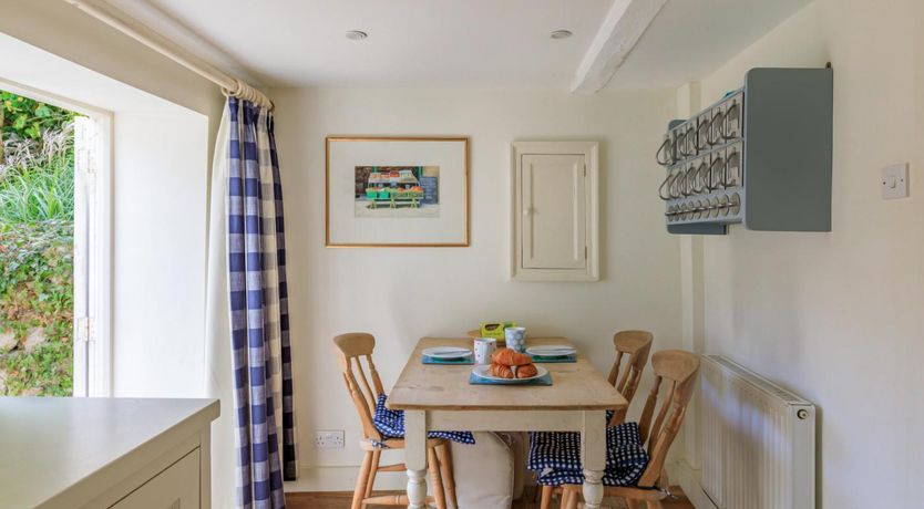 Photo of 1 Bed in Beaminster
