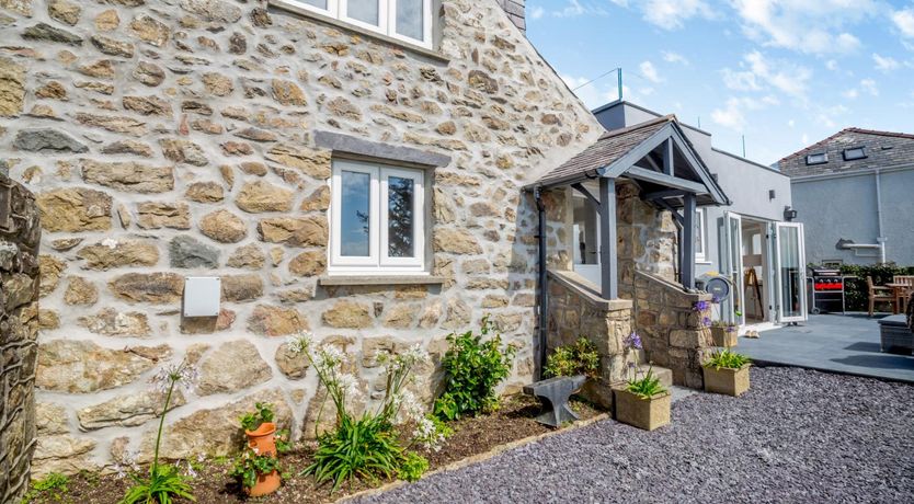 Photo of 4 Bed in Mynytho
