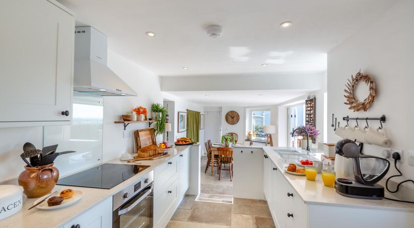 Photo of 4 Bed in Mynytho