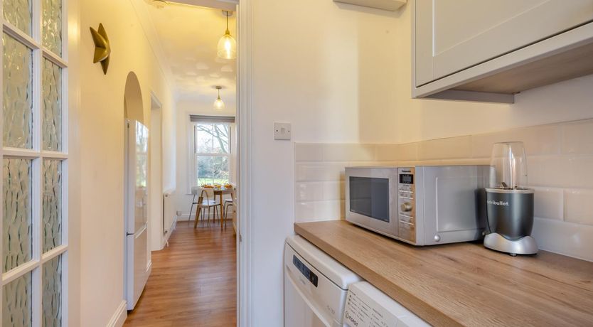 Photo of 2 Bed in Overstrand