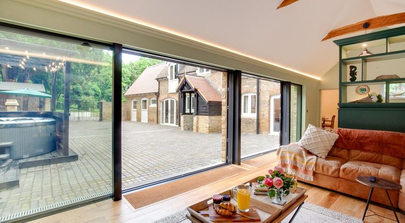 Photo of 4 Bed in Broadstairs