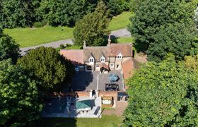 Photo of 4-bed-in-broadstairs