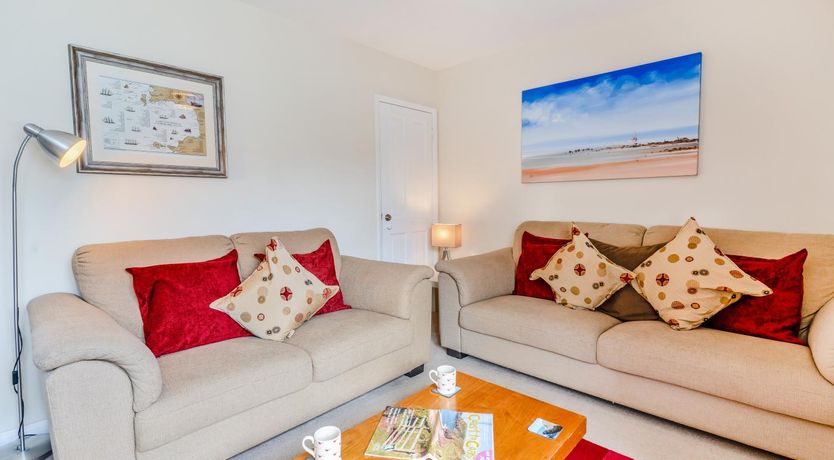 Photo of 3 Bed in Broad Haven