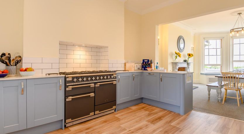 Photo of 7 Bed in Lowestoft