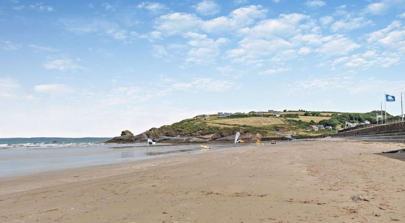 Photo of 3 Bed in Broad Haven