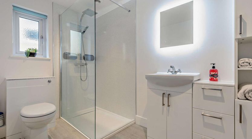 Photo of 1 Bed in Truro