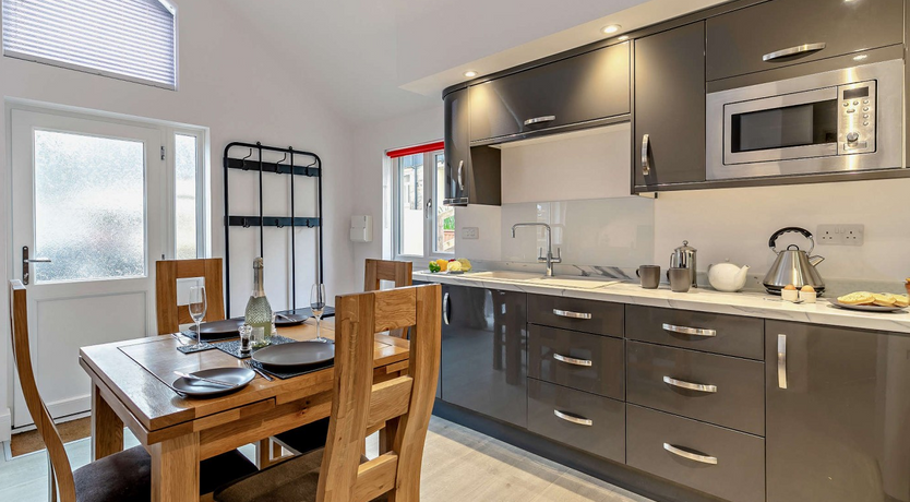 Photo of 1 Bed in Truro