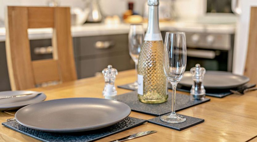 Photo of 1 Bed in Truro