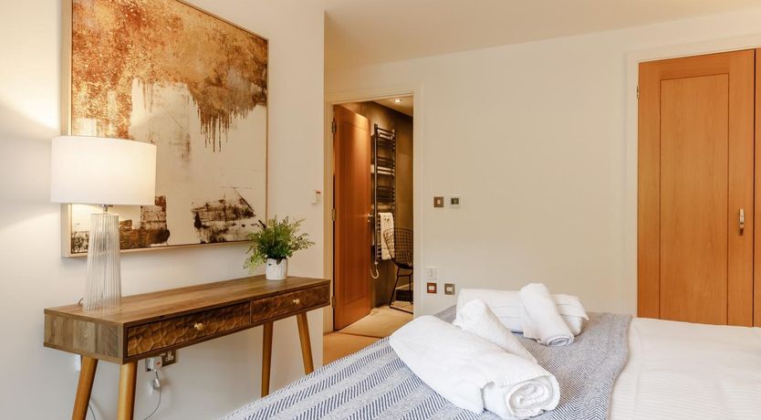 Photo of 3 Bed in Torquay