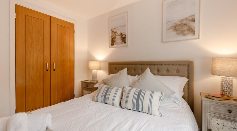 Photo of 3 Bed in Torquay