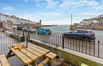 3 Bed in Porthleven Holiday Home