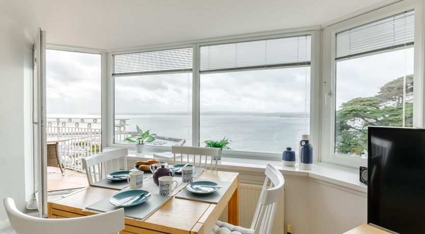 Photo of 2 Bed in Torquay