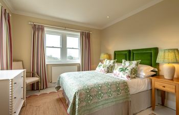 4 Bed in Aldeburgh Holiday Home