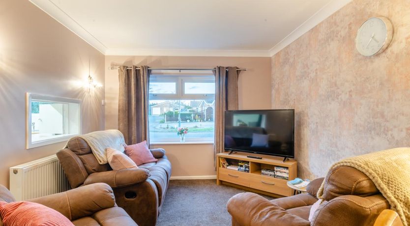 Photo of 2 Bed in Holt