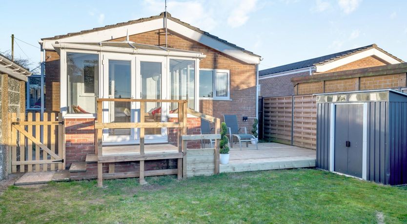 Photo of 2 Bed in Holt
