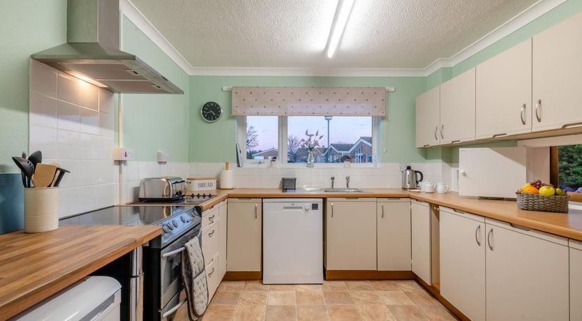 Photo of 2 Bed in Holt