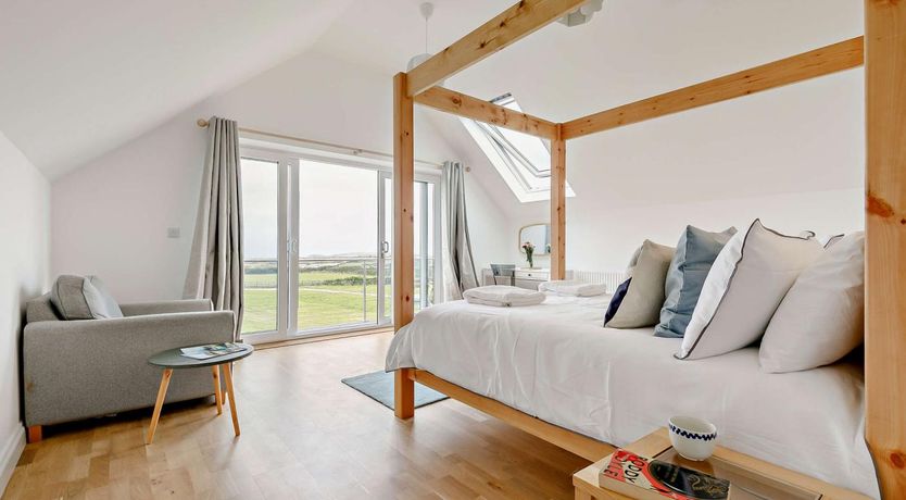 Photo of 2 Bed in St. Merryn