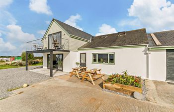 2 Bed in St. Merryn Holiday Home