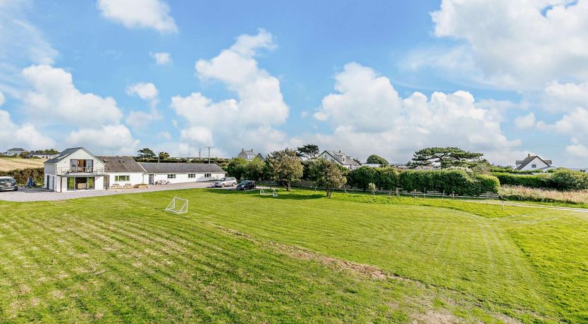 Photo of 2 Bed in St. Merryn