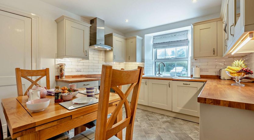 Photo of 3 Bed in St. Breward