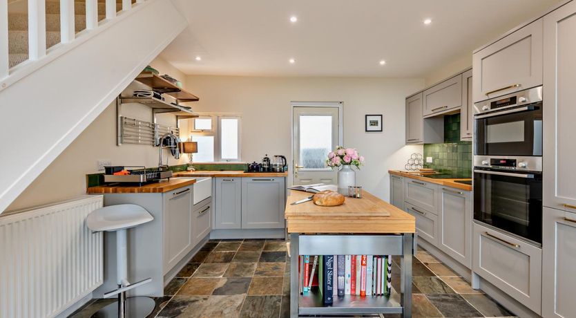 Photo of 3 Bed in Lynton