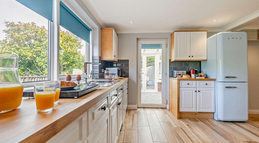 Photo of 4 Bed in St. Levan