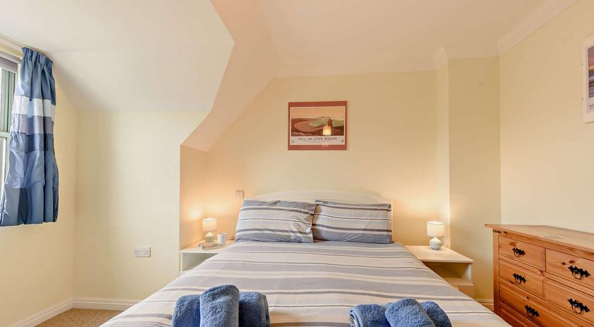 Photo of 2 Bed in Broad Haven