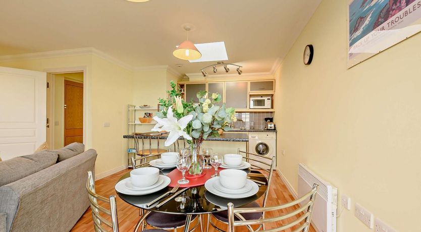 Photo of 2 Bed in Broad Haven