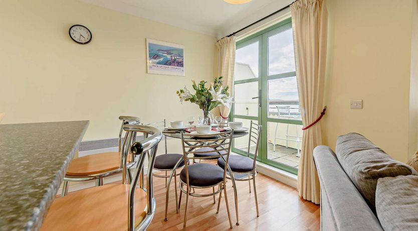 Photo of 2 Bed in Broad Haven