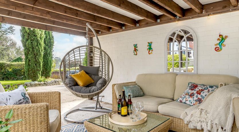 Photo of 3 Bed in Ashbourne