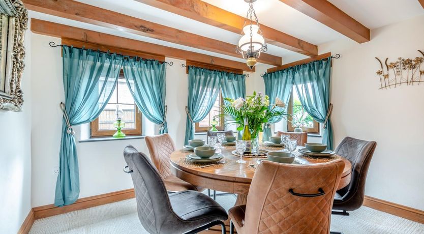 Photo of 3 Bed in St. Breward