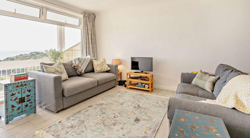 Photo of 1 Bed in Langland