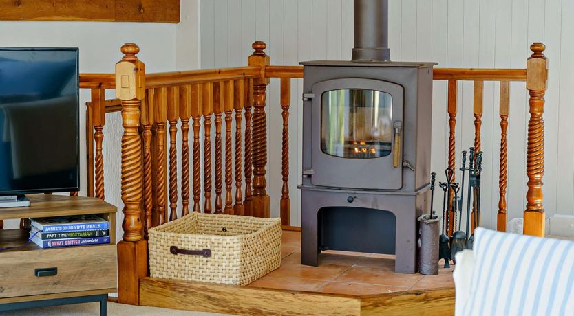 Photo of 3 Bed in Mumbles