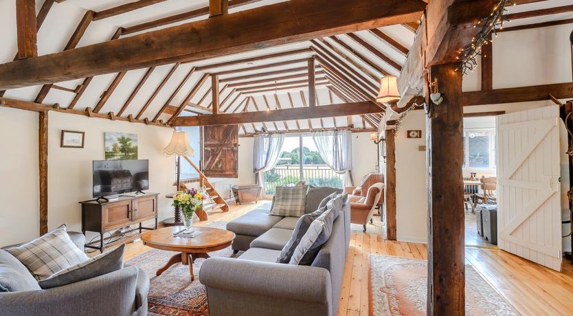 Photo of 2 Bed in Beckley